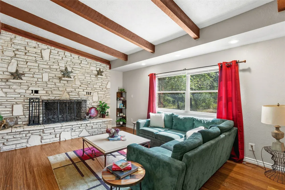 111 Merrywood Lane San Marcos, TX 78666