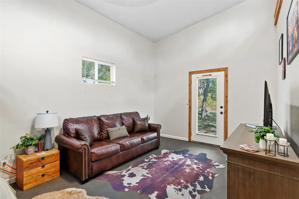111 Merrywood Lane San Marcos, TX 78666