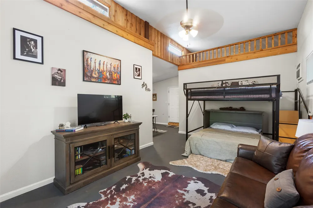 111 Merrywood Lane San Marcos, TX 78666