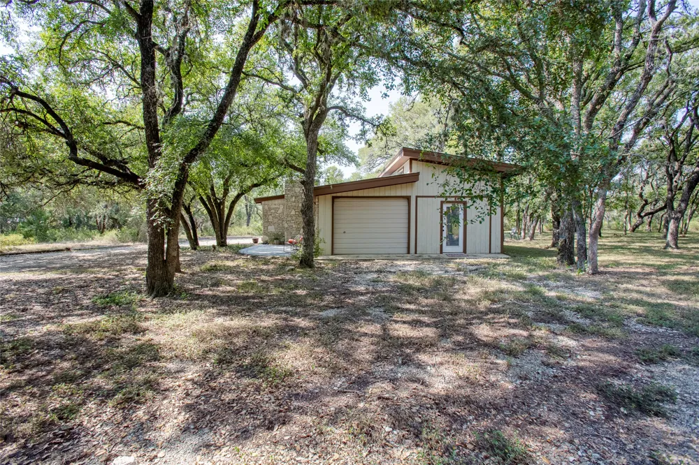 111 Merrywood Lane San Marcos, TX 78666