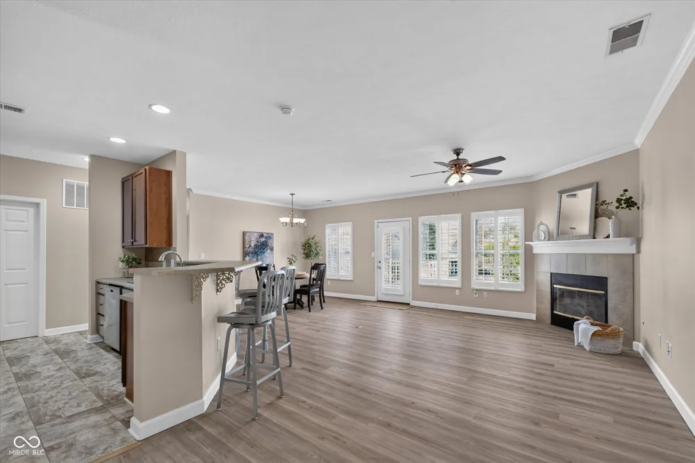 9772 Herons Cove Carmel, IN 46280