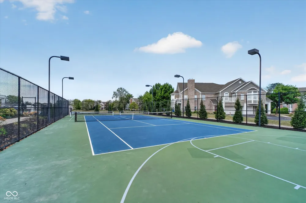 9772 Herons Cove Carmel, IN 46280