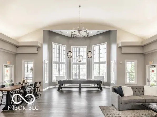 9772 Herons Cove Carmel, IN 46280