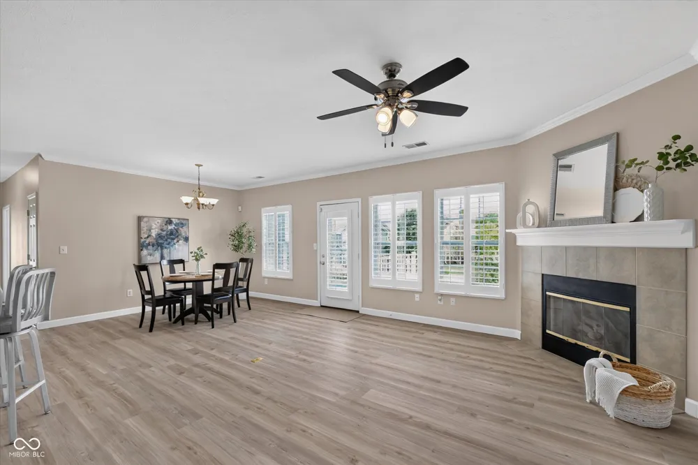 9772 Herons Cove Carmel, IN 46280