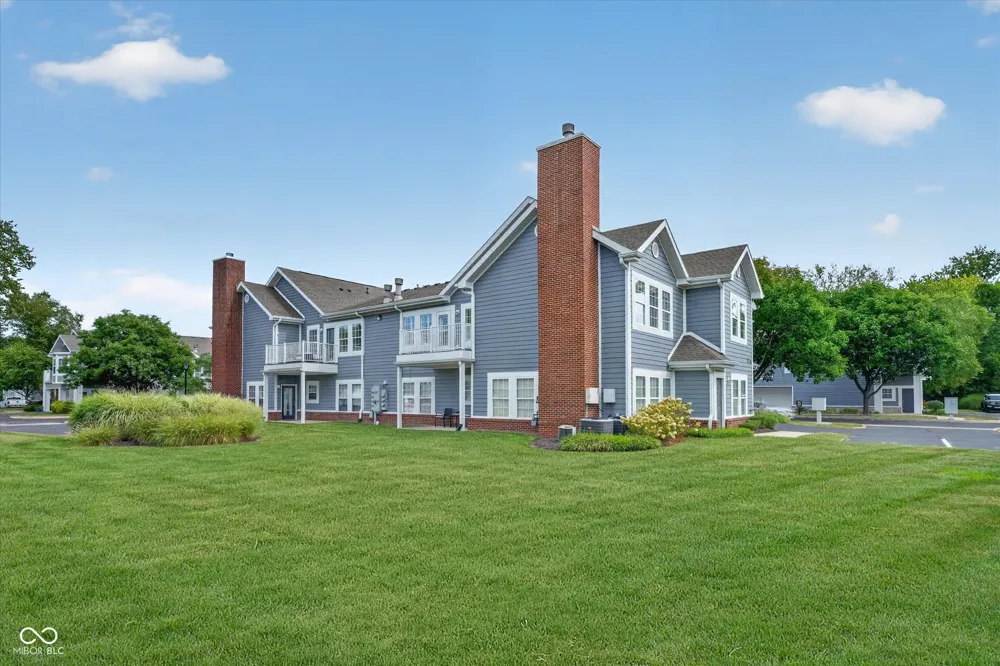 9772 Herons Cove Carmel, IN 46280