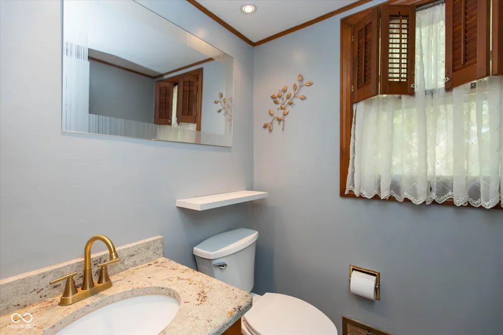 4936 Winston Drive Indianapolis, IN 46226