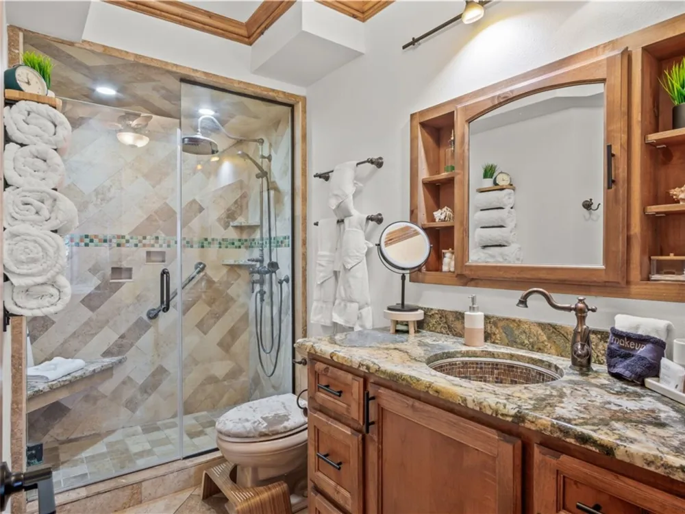 6649 Seacomber Drive #304 Port Aransas, TX 78373