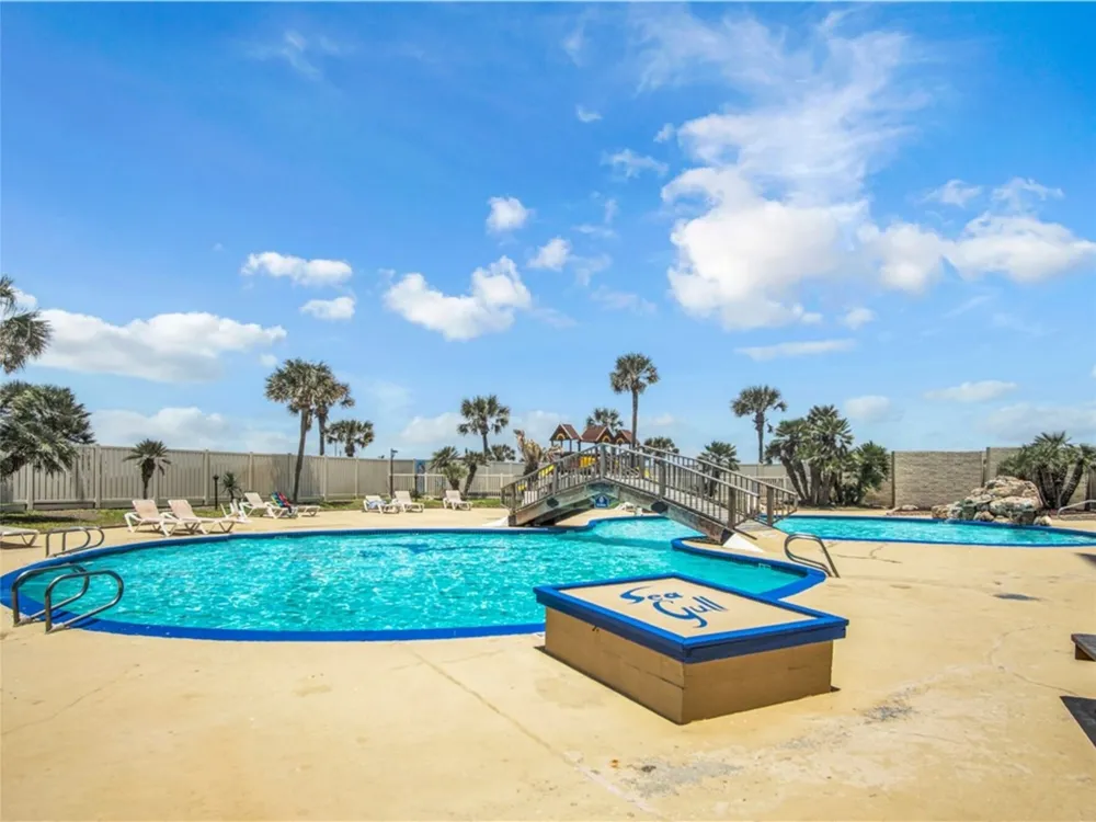 6649 Seacomber Drive #304 Port Aransas, TX 78373
