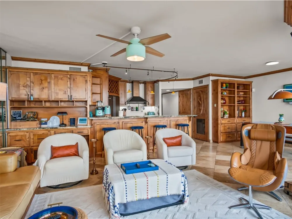 6649 Seacomber Drive #304 Port Aransas, TX 78373