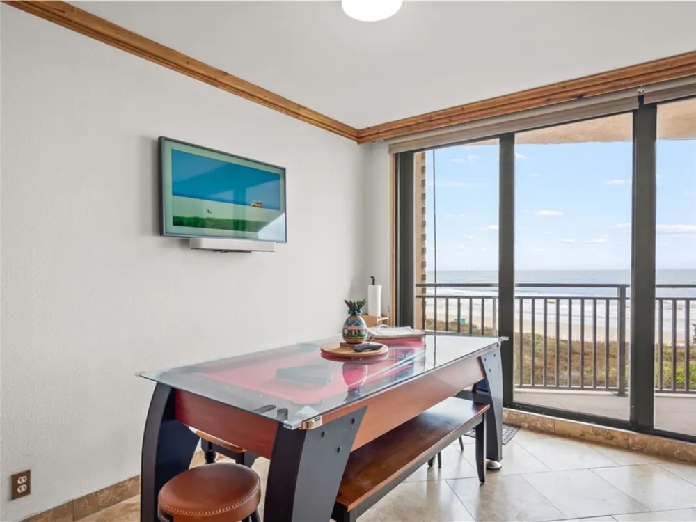 6649 Seacomber Drive #304 Port Aransas, TX 78373