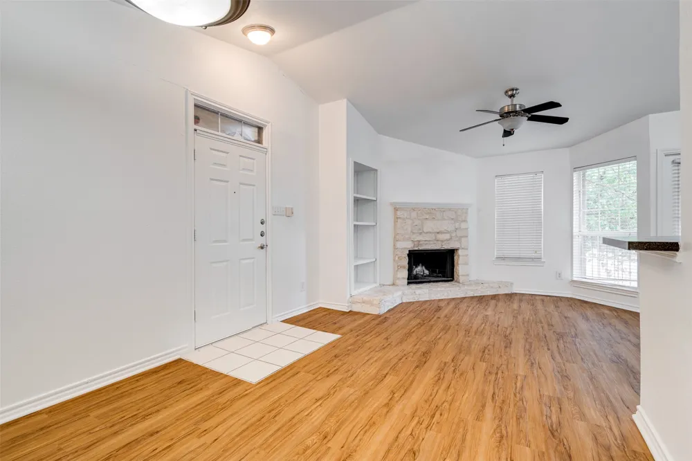 6804 Capital Of Texas Highway #425 Austin, TX 78731
