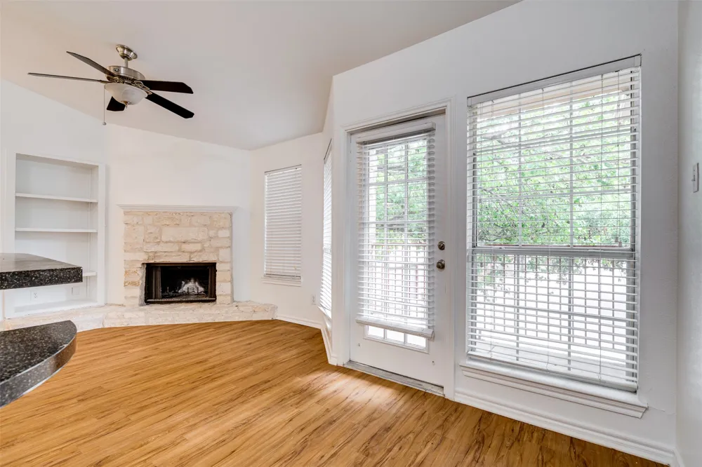 6804 Capital Of Texas Highway #425 Austin, TX 78731