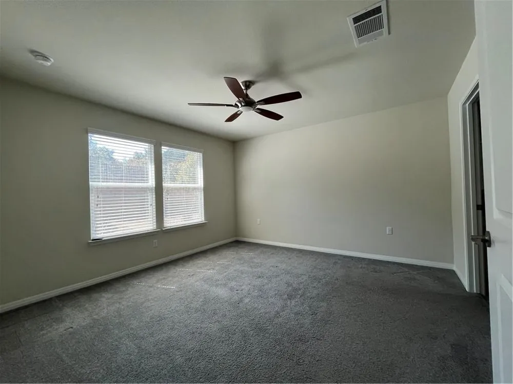 211 Hobby Street Georgetown, TX 78633