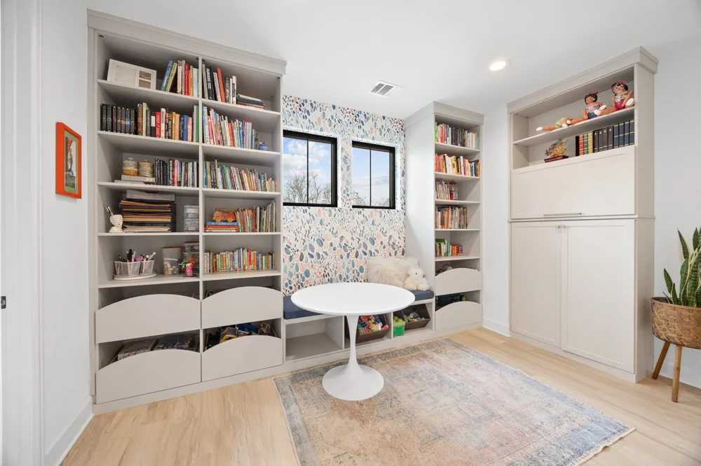 5317 McCandless Street Austin, TX 78756