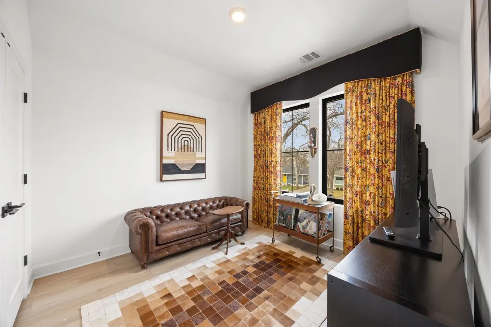 5317 McCandless Street Austin, TX 78756