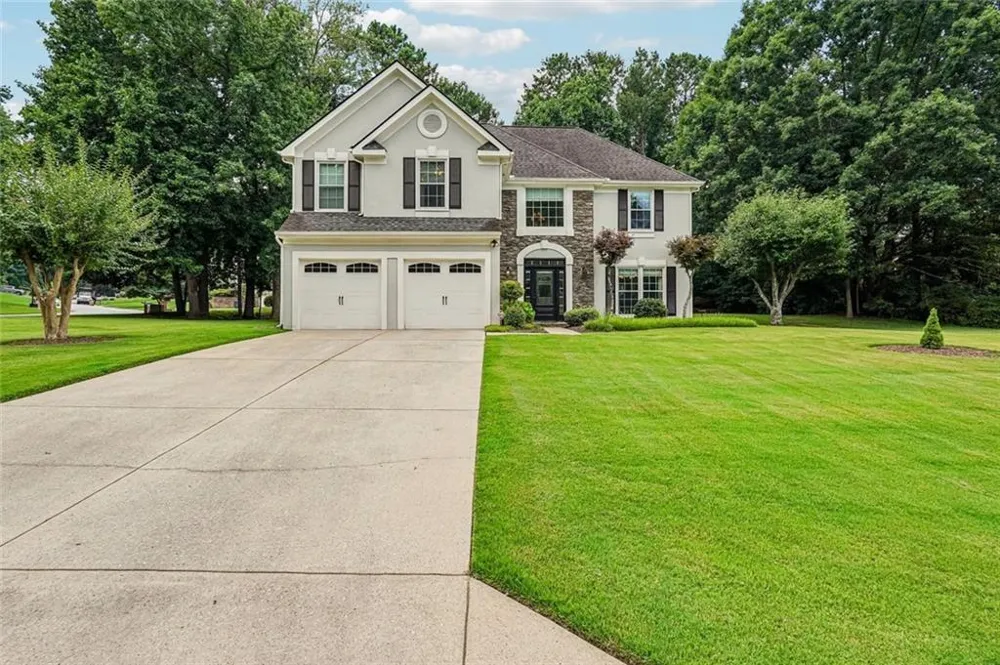 162 St Martin Drive Suwanee, GA 30024