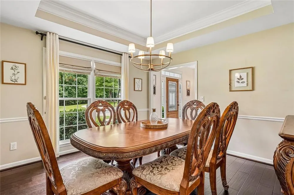 162 St Martin Drive Suwanee, GA 30024
