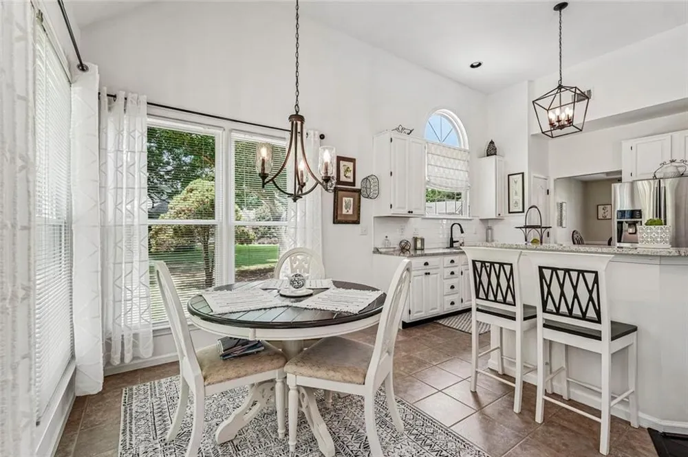 162 St Martin Drive Suwanee, GA 30024