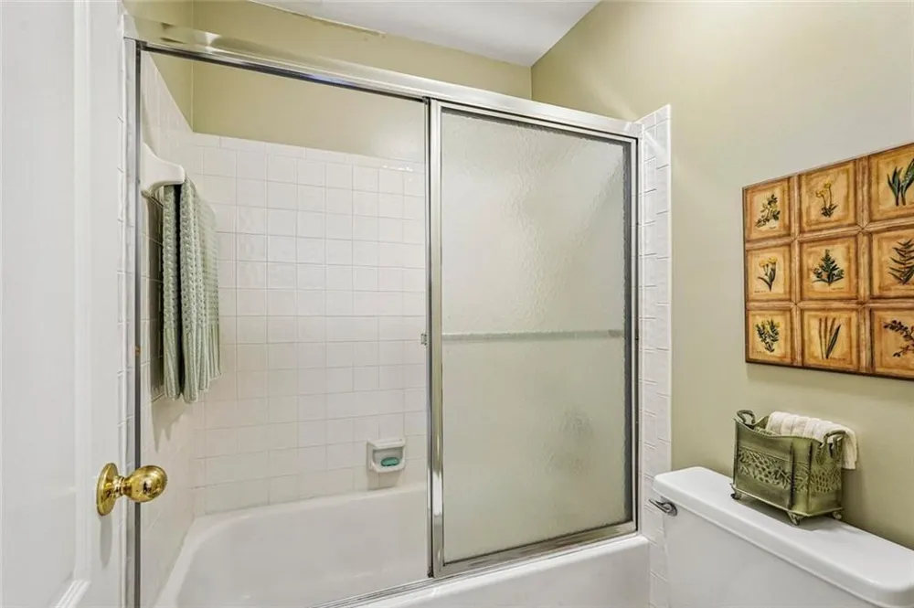 162 St Martin Drive Suwanee, GA 30024