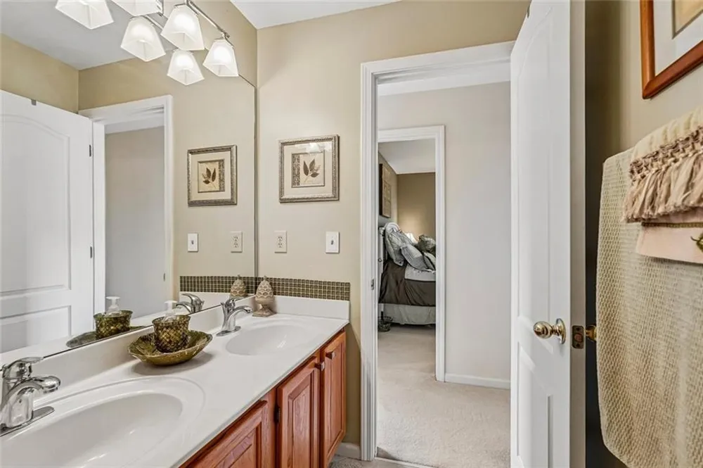 162 St Martin Drive Suwanee, GA 30024
