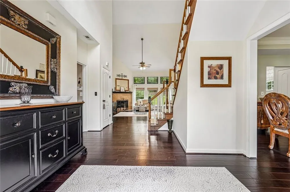 162 St Martin Drive Suwanee, GA 30024
