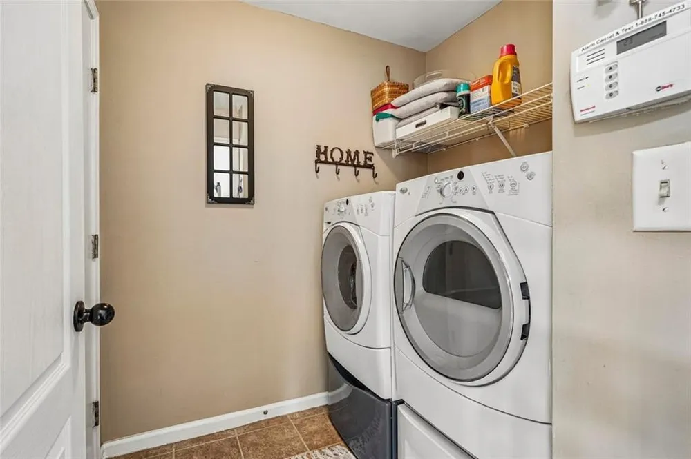 162 St Martin Drive Suwanee, GA 30024