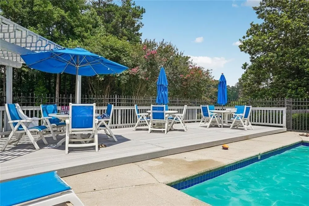 162 St Martin Drive Suwanee, GA 30024
