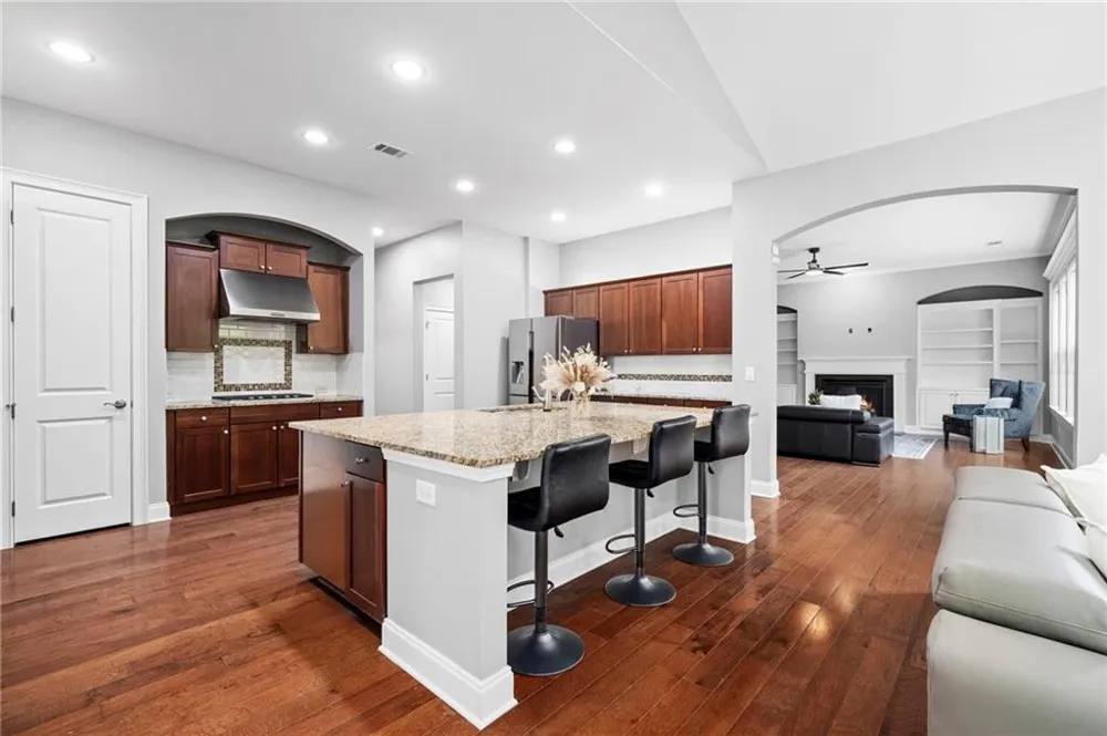 3560 Allee Elm Drive Johns Creek, GA 30022