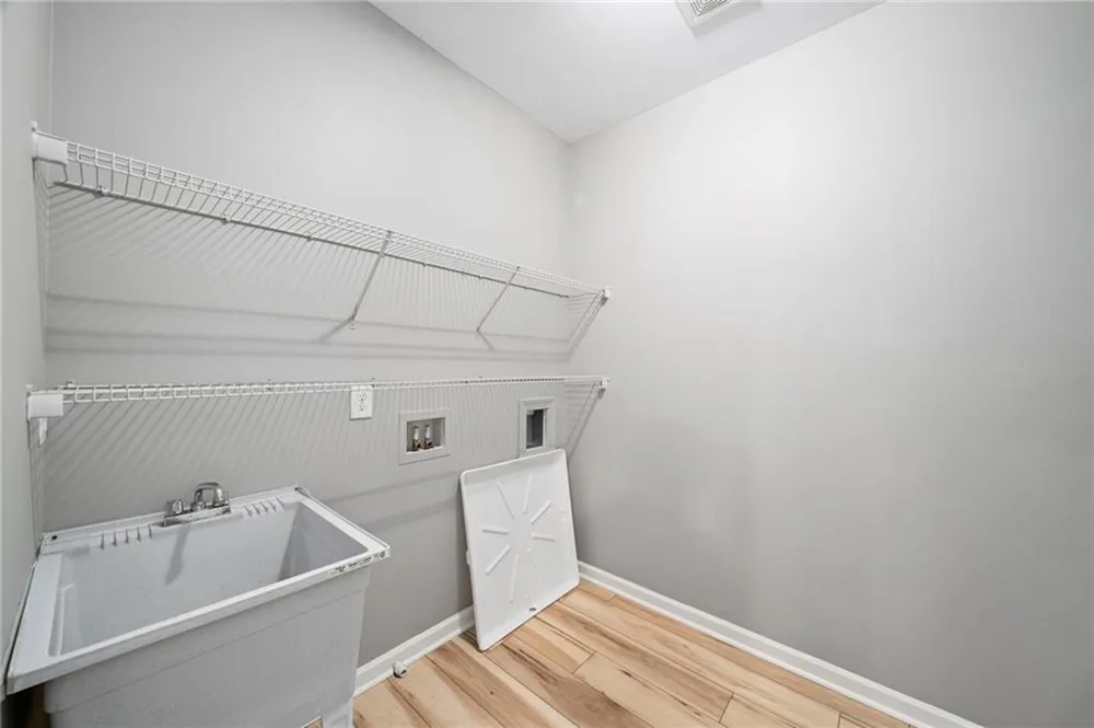 3560 Allee Elm Drive Johns Creek, GA 30022