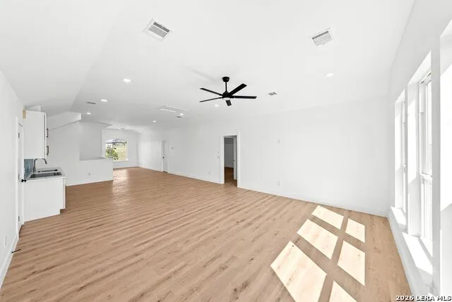 7166 Newman Blvd Kyle, TX 78640