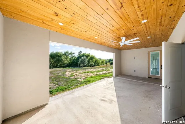 7166 Newman Blvd Kyle, TX 78640
