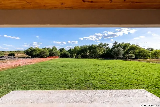 7166 Newman Blvd Kyle, TX 78640