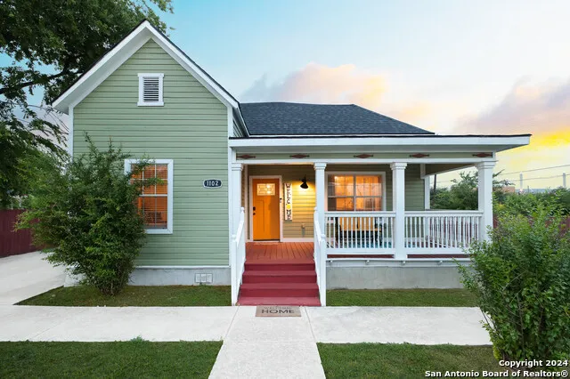 1102 E CROCKETT ST San Antonio, TX 78202