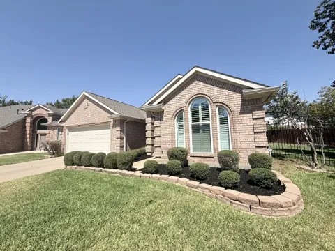 2749 Crystal Glenn Circle