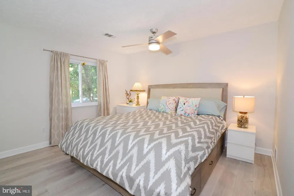 2215 SANIBEL DRIVE Reston, VA 20191