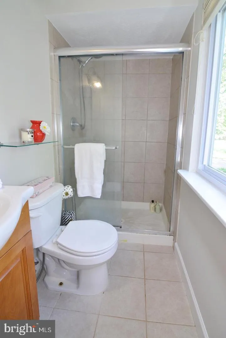 2215 SANIBEL DRIVE Reston, VA 20191