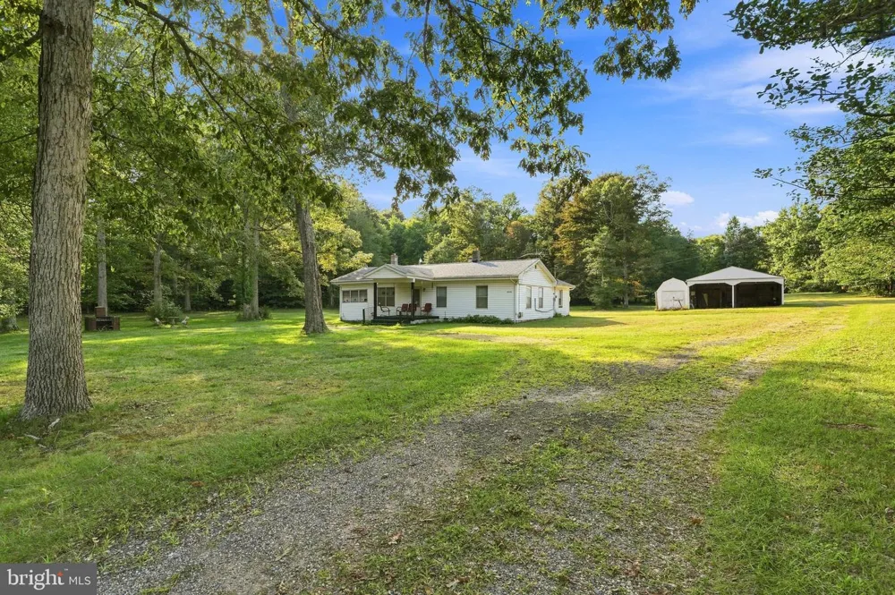8585 PENNS HILL ROAD La Plata, MD 20646