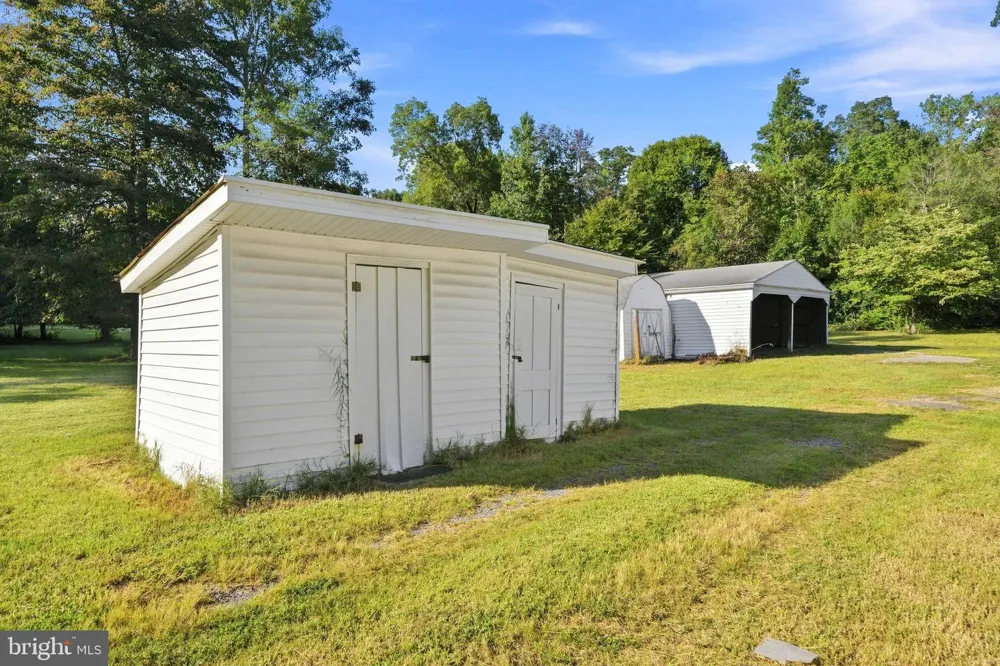8585 PENNS HILL ROAD La Plata, MD 20646