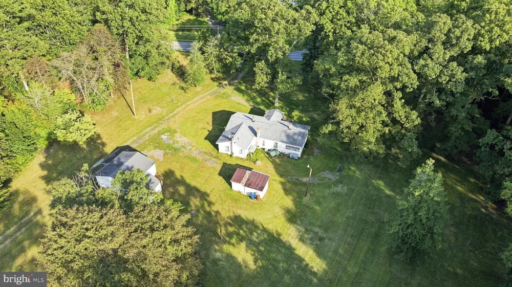 8585 PENNS HILL ROAD La Plata, MD 20646