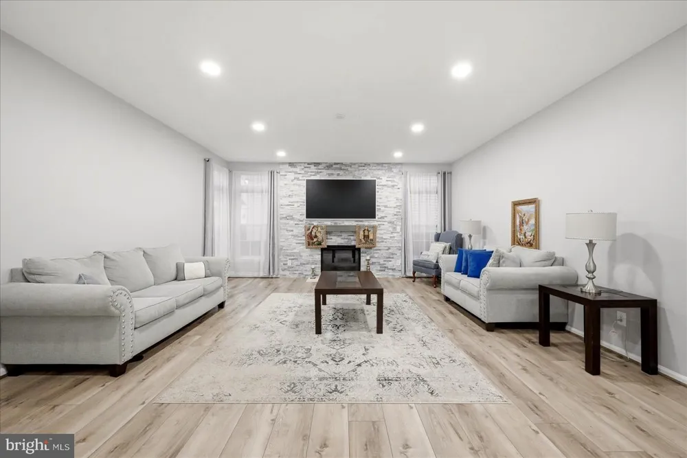 10545 TURNING GRASS WAY Gainesville, VA 20155