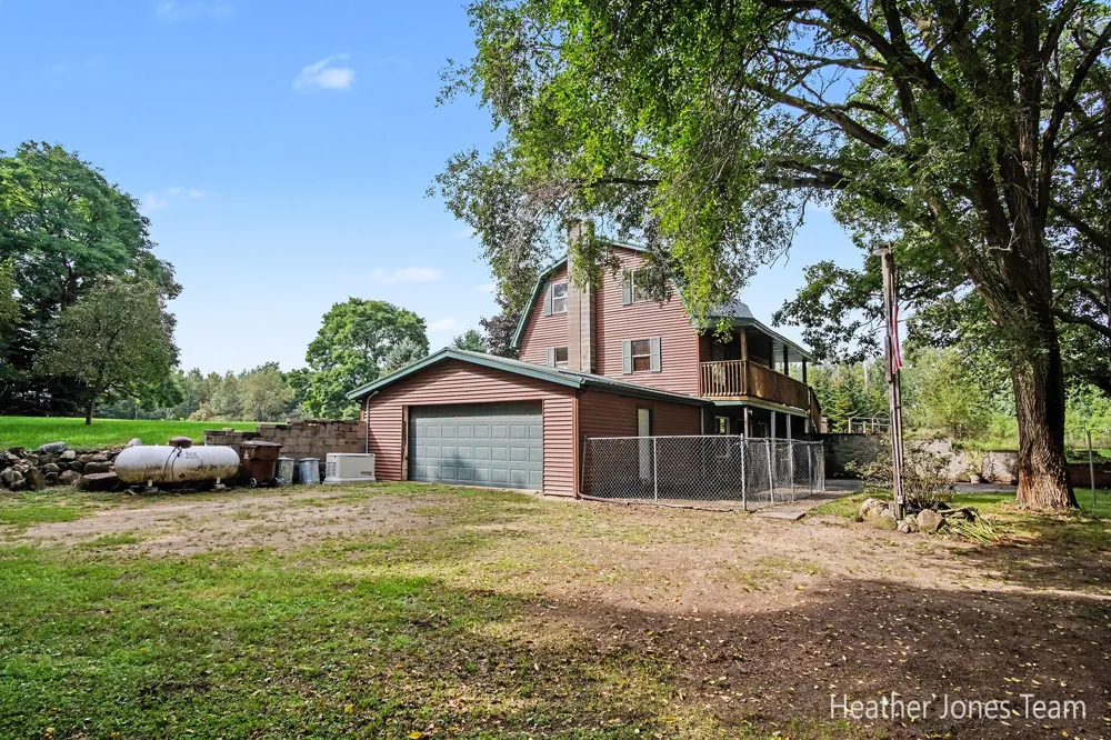3791 S Holland Road Sidney, MI 48885