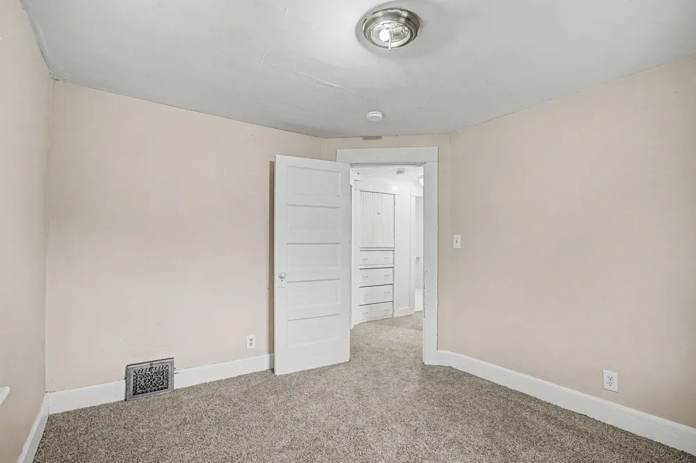 330 Gorham Street Jackson, MI 49202