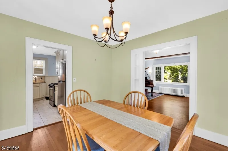 384 Catherine St Somerville, NJ 08876