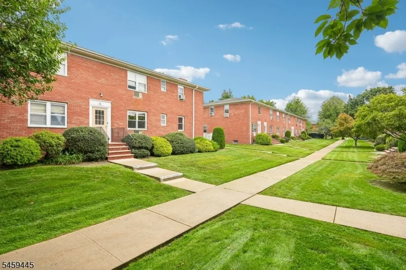 61 Knox Ter #1A Unit 1A Wayne, NJ 07470