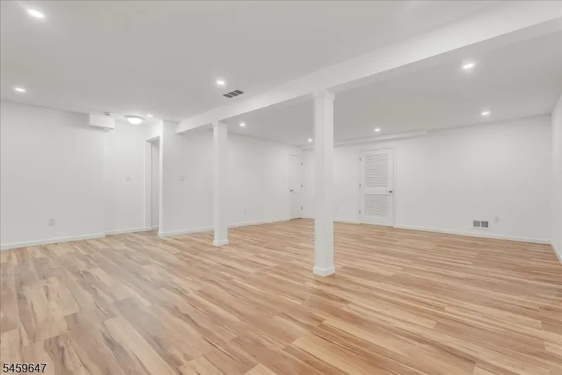 131 Beverly Hill Ter #C Unit C Woodbridge, NJ 07095