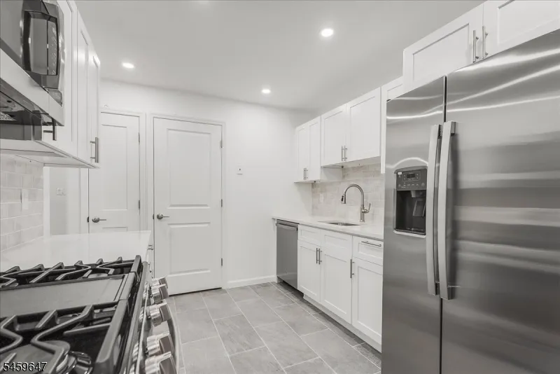 131 Beverly Hill Ter #C Unit C Woodbridge, NJ 07095