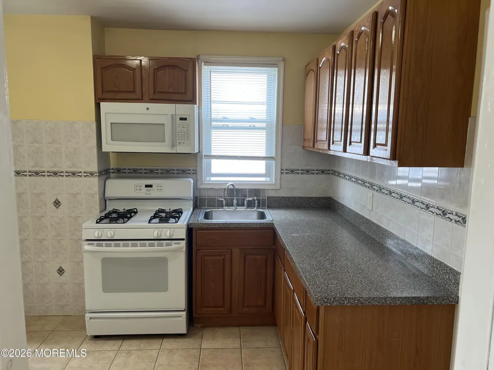 44 High Street New Brunswick, NJ 08901
