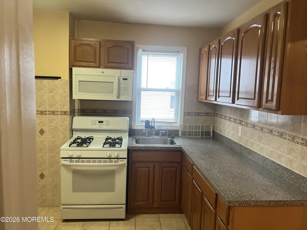 44 High Street New Brunswick, NJ 08901