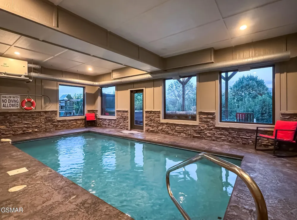3379 Robeson Road Sevierville, TN 37862