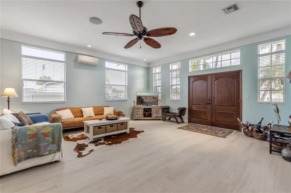 708 OCEAN AVENUE New Smyrna Beach, FL 32169